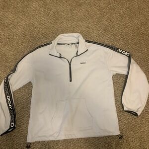 Woman’s DNKY 1/4 zip sweatshirt